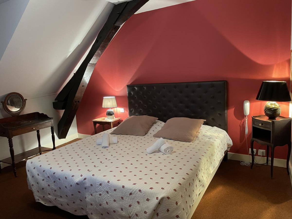 Logis Hotel Teyssier Uzerche Kültér fotó